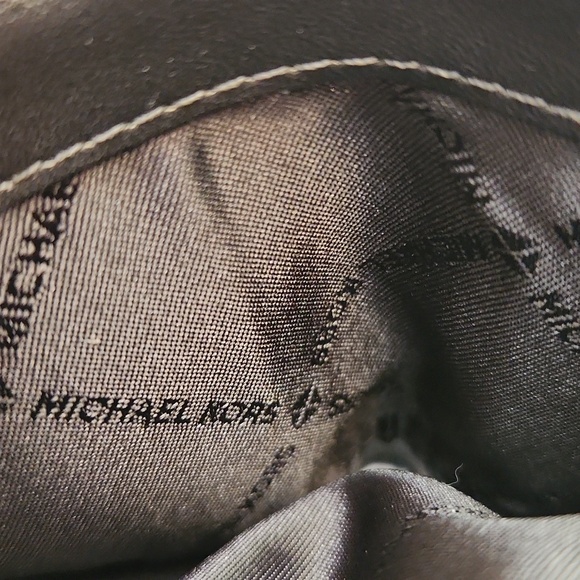 Michael Kors Black Textured Leather Bi-Fold Wallet - Picture 10 of 13